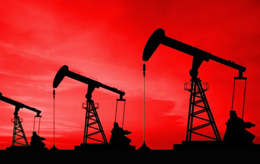 Petrolio, prezzi in crescita sull’accordo Arabia - Russia